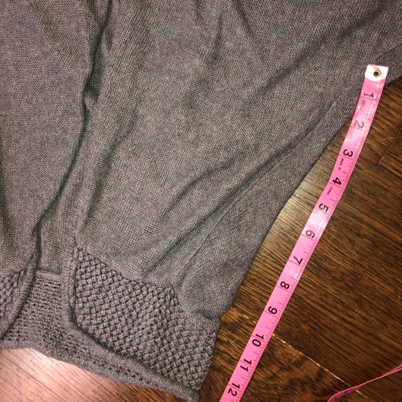 💋💋💋 3 for $20 💋💋💋Grey Express Shrug - Picture 7 of 7